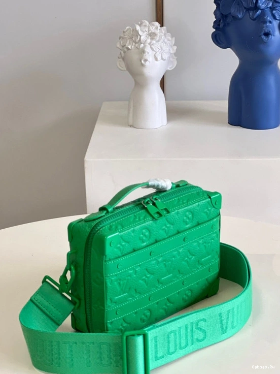 LOUIS VUITTON SOFT TRUNK HANDLE 0206